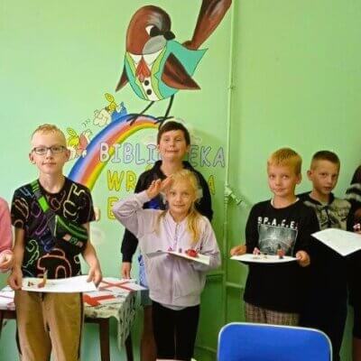 prezentacja symboli Anglii z plasteliny. Kliknięcie powoduje powiększenie zdjęcia.